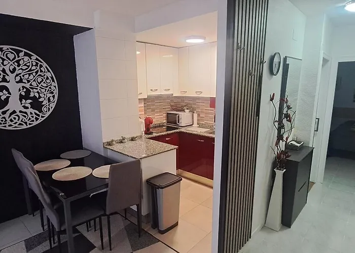 Jakub De Lux تورّيفيِخا