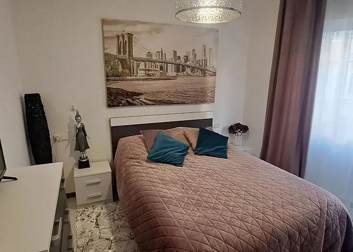 Jakub De Lux * Torrevieja